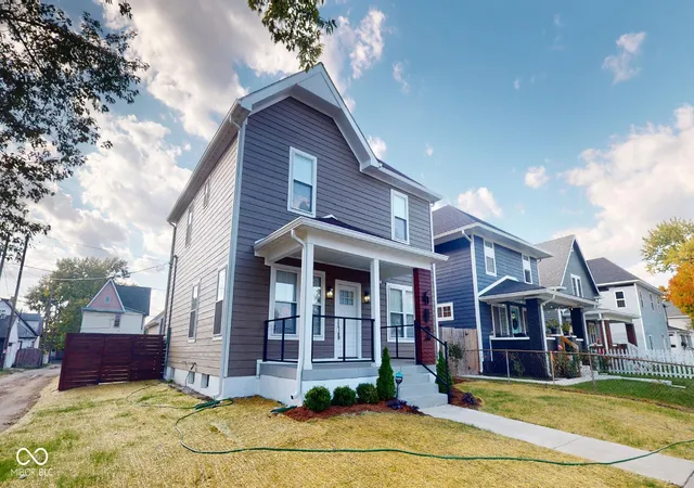 Photo 3 of Sale Pending at 602 N Tacoma Ave, Indianapolis, IN 46201 | MLS# 22112877 | Listing updated on 2026-08-28