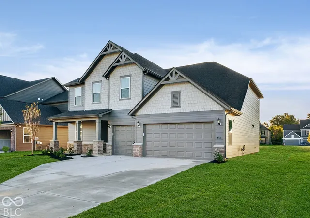 Photo 2 of Single family home for sale at 7248 Barrett Dr, Brownsburg, IN 46112 | MLS# 22112880 | Listing updated on 2026-10-16
