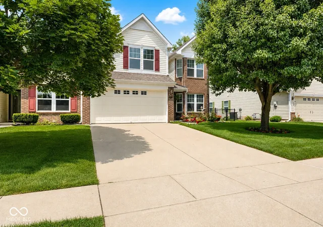 2nd image of 1312 Summerhouse Dr, Indianapolis, IN 46217 | MLS# 22112888