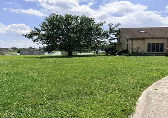 Homes for sale in Seymour, IN | 10109 E County Road 275 N, Seymour, IN 47274 | MLS# 22112907
