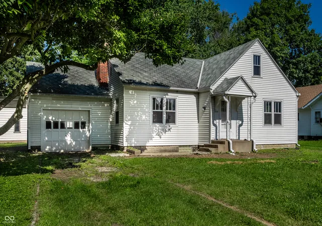 1st image of 6428 Maple St, Indianapolis, IN 46236 | MLS# 22112918