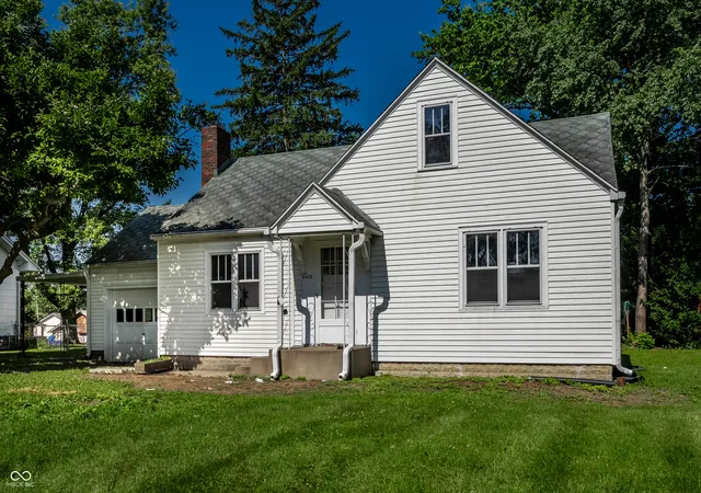 2nd image of 6428 Maple St, Indianapolis, IN 46236 | MLS# 22112918