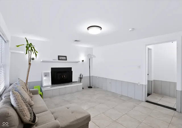 Photo 3 of Sale Pending at 15454 Meith St, Fortville, IN 46040 | MLS# 22112924 | Listing updated on 2026-10-08