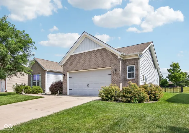 Photo 2 of Single family home for sale at 8725 Hornady Dr, Indianapolis, IN 46239 | MLS# 22112930 | Listing updated on 2026-09-21