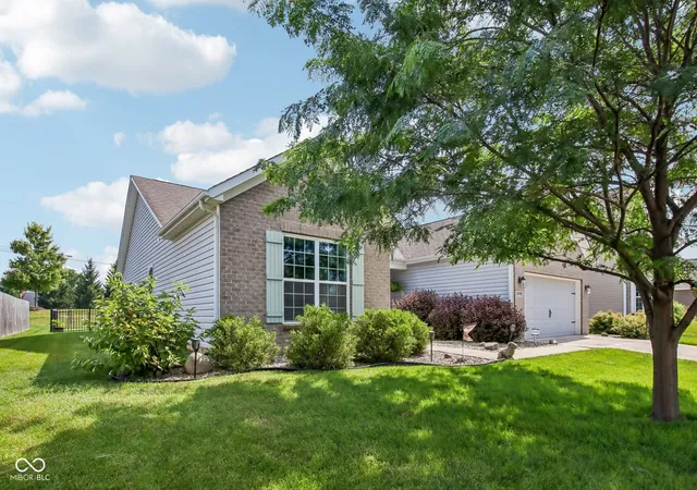 Photo 3 of Single family home for sale at 8725 Hornady Dr, Indianapolis, IN 46239 | MLS# 22112930 | Listing updated on 2026-09-21