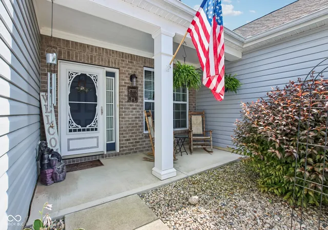 Photo 3 of Single family home for sale at 8725 Hornady Dr, Indianapolis, IN 46239 | MLS# 22112930 | Listing updated on 2026-09-21