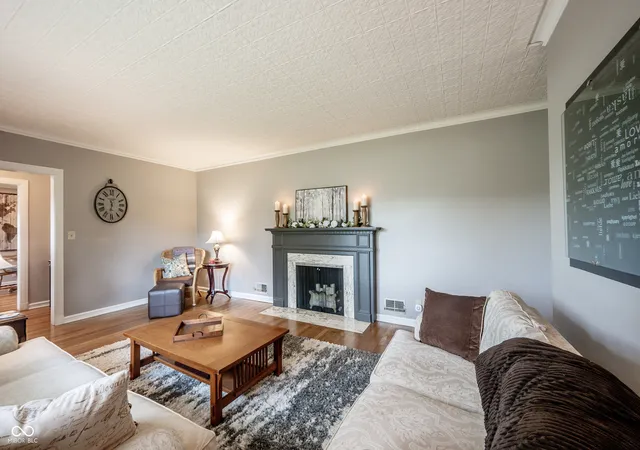 4th image of 8575 N Pennsylvania St, Indianapolis, IN 46240 | MLS# 22112936