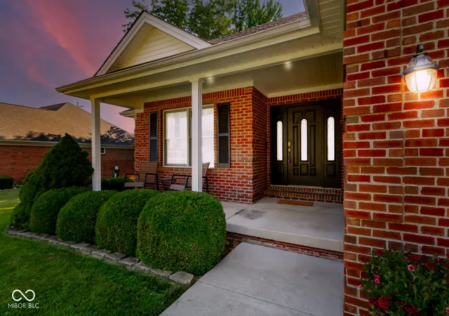 Photo 2 of Single family home for sale at 269 Matthew Dr, Seymour, IN 47274 | MLS# 22112939 | Listing updated on 2026-08-30