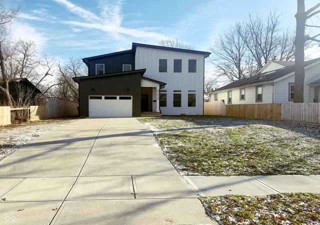 Photo 3 of Single family home for sale at 711 N Fenton Ave, Indianapolis, IN 46219 | MLS# 22112946 | Listing updated on 2026-07-10