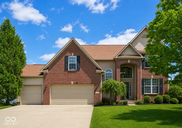 1st image of 511 Georgetown Rd, Greenwood, IN 46142 | MLS# 22112971