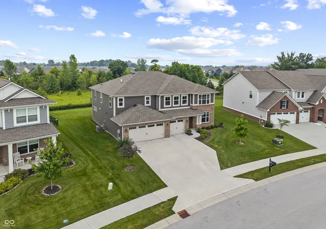 2nd image of 4089 Grange Dr, Bargersville, IN 46106 | MLS# 22112977