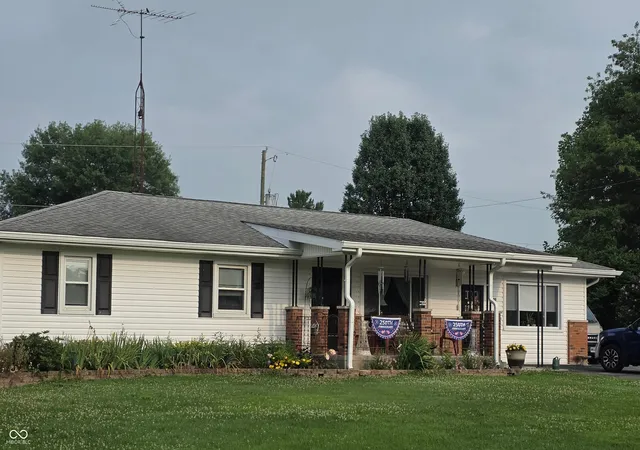 1st image of 205 S Elizabeth St, Westport, IN 47283 | MLS# 22112988