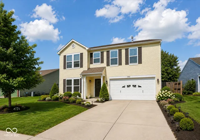 1st image of 1343 Jasmine Dr, Greenfield, IN 46140 | MLS# 22112998