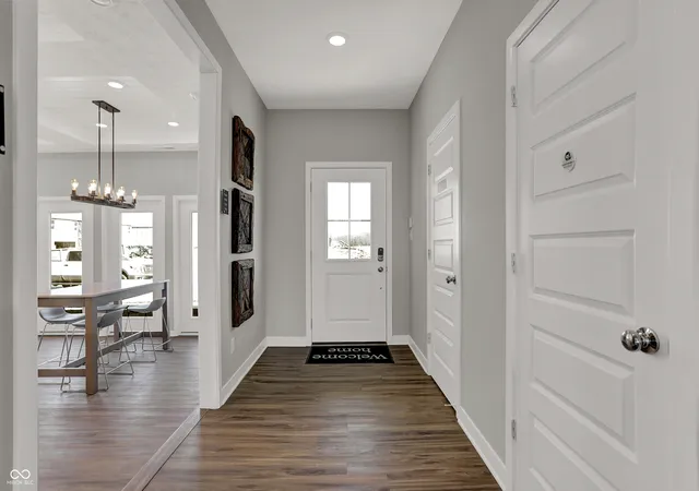 4th image of 3083 Sugar Grove Dr, Whitestown, IN 46075 | MLS# 22113012