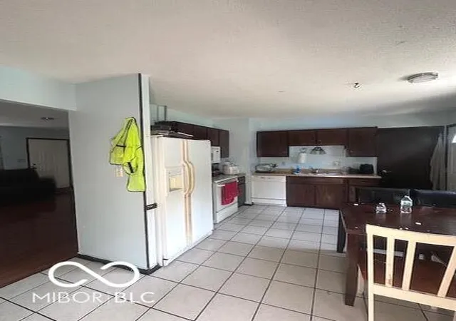 Photo 3 of Single family home for sale at 912 Brevard Dr, Indianapolis, IN 46217 | MLS# 22113017 | Listing updated on 2026-07-09