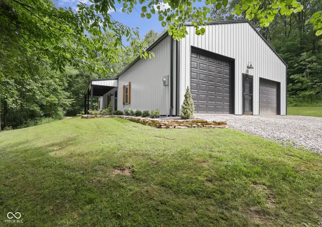 4th image of 5540 E Washboard Rd, Bloomfield, IN 47424 | MLS# 22113032