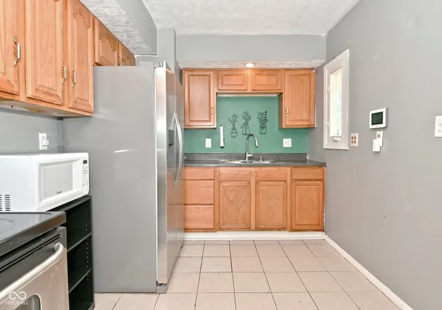 Homes for sale in Indianapolis, IN | 4802 W 30Th St, Indianapolis, IN 46224 | MLS# 22113056