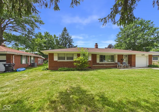 Homes for sale in Anderson, IN | 3007 E 6Th St, Anderson, IN 46012 | MLS# 22113080