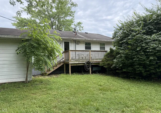 3rd image of 1420 Pierce Dr, Plainfield, IN 46168 | MLS# 22113087