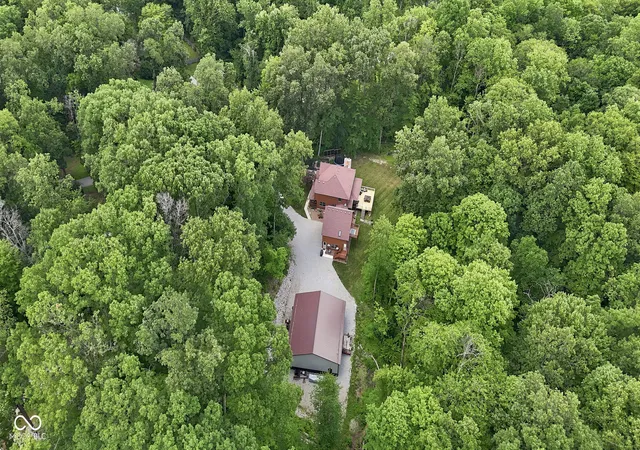 Photo 3 of Single family home for sale at 249 W Roszell Dr, Nineveh, IN 46164 | MLS# 22113096 | Listing updated on 2026-10-06