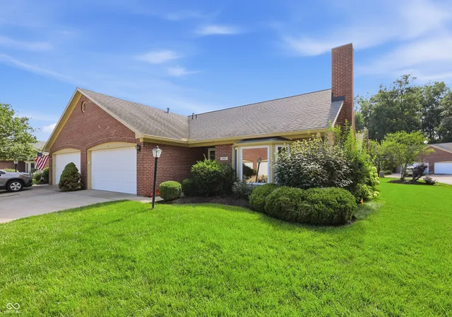 2nd image of 6510 S Waybridge Ct, Indianapolis, IN 46237 | MLS# 22113109