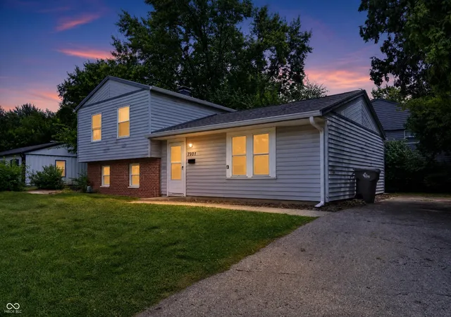 Photo 3 of Single family home for sale at 7901 E 35th Street, Indianapolis, IN 46226 | MLS# 22113111 | Listing updated on 2026-09-17
