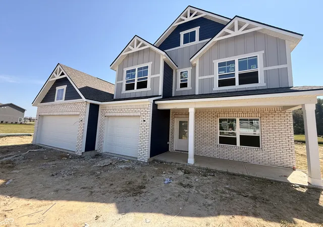 Photo 2 of Single family home for sale at 5739 Bancroft Dr, Pendleton, IN 46064 | MLS# 22113114 | Listing updated on 2026-09-28