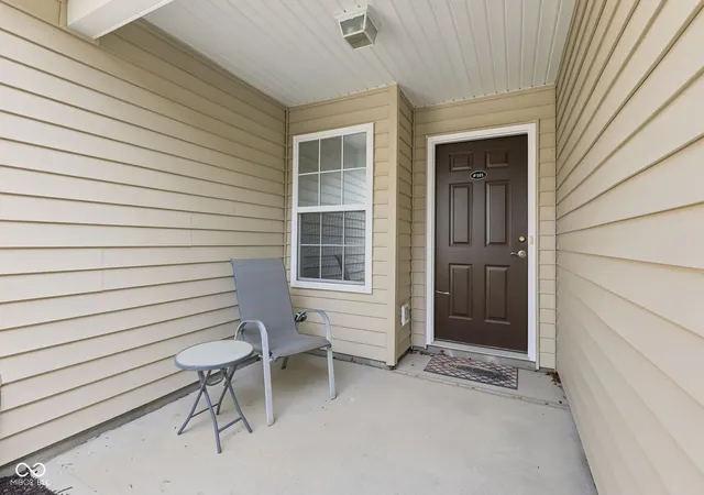 2nd image of 9733 Windy #101, Fishers, IN 46037 | MLS# 22113129