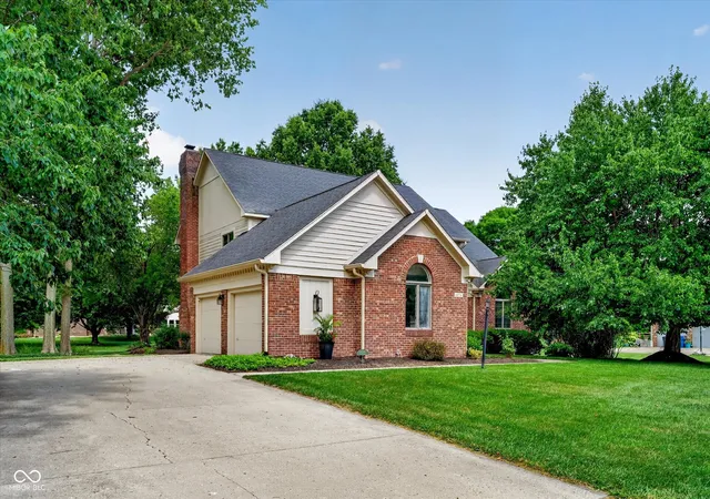 Homes for sale in Zionsville, IN | 4574 Bayberry Ln, Zionsville, IN 46077 | MLS# 22113146