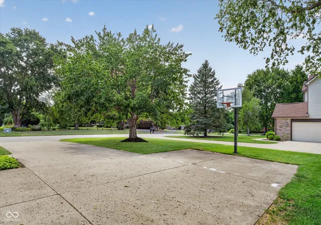 Homes for sale in Zionsville, IN | 4574 Bayberry Ln, Zionsville, IN 46077 | MLS# 22113146