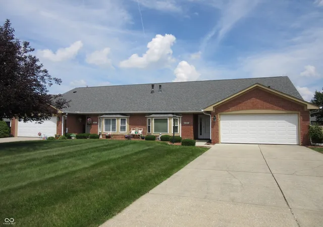 2nd image of 339 Lakewood Ct, Avon, IN 46123 | MLS# 22113150