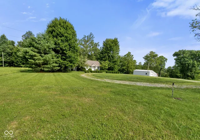 Photo 3 of Single family home for sale at 6080 Spearsville Rd, Morgantown, IN 46160 | MLS# 22113175 | Listing updated on 2026-07-11