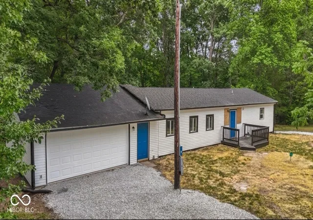 1st image of 700 Walnut Grove Rd, Martinsville, IN 46151 | MLS# 22113184