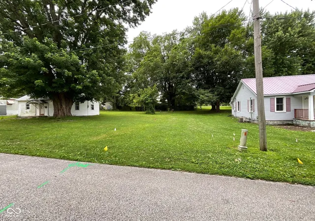1st image of 809 Buena Vista St, Rockville, IN 47872 | MLS# 22113186