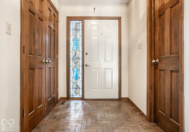 Photo 3 of Condo for sale at 8163 Talliho Dr, Indianapolis, IN 46256 | MLS# 22113194 | Listing updated on 2026-10-09