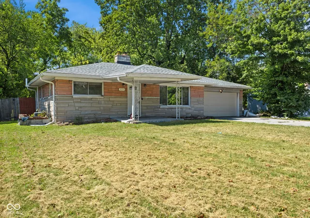 Photo 3 of Single family home for sale at 4050 Wallace Ave, Indianapolis, IN 46226 | MLS# 22113197 | Listing updated on 2026-09-23
