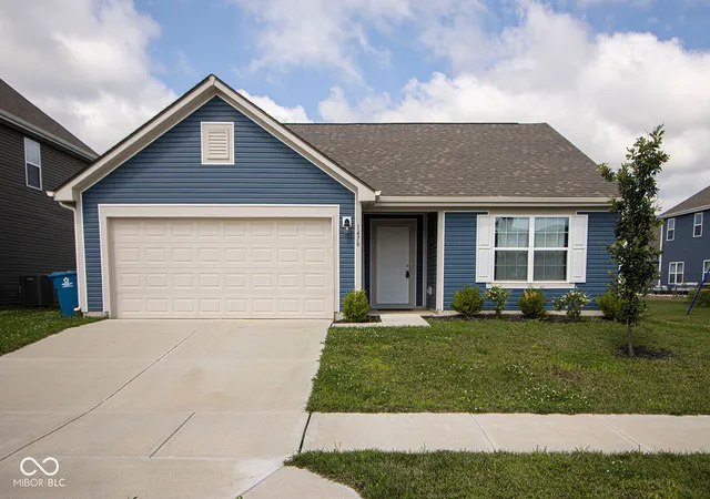 1st image of 1476 Paper Birch Dr, Sheridan, IN 46069 | MLS# 22113202