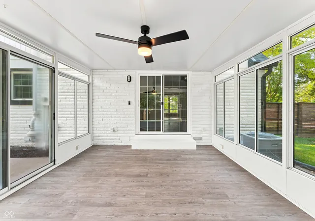 61st image of 4382 River Rd, Columbus, IN 47203 | MLS# 22113203