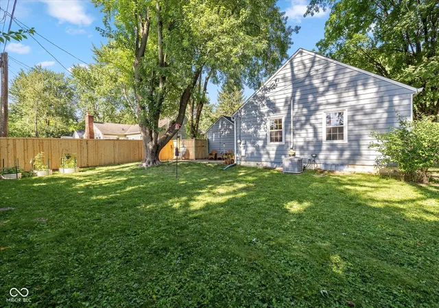 Homes for sale in Indianapolis, IN | 5308 Rosslyn Ave, Indianapolis, IN 46220 | MLS# 22113216