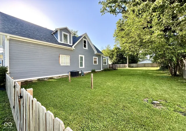 3rd image of 1420 E Edwards Ave, Indianapolis, IN 46227 | MLS# 22113220