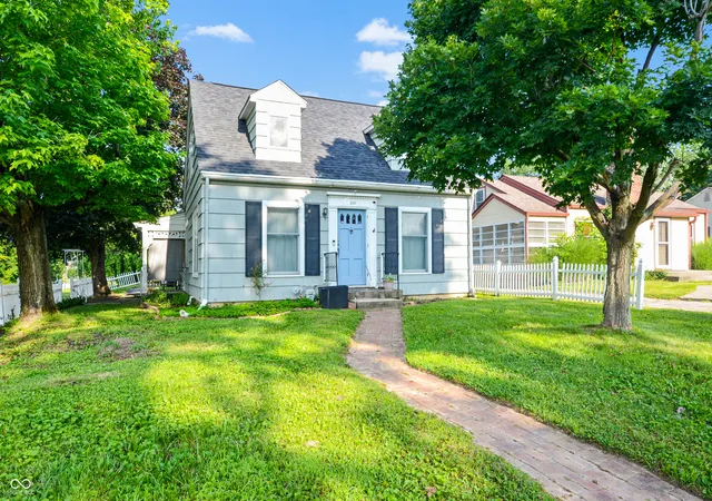 Photo 2 of Single family home for sale at 302 Belmar Ave, Indianapolis, IN 46219 | MLS# 22113222 | Listing updated on 2026-09-25