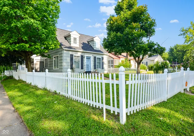 Photo 3 of Single family home for sale at 302 Belmar Ave, Indianapolis, IN 46219 | MLS# 22113222 | Listing updated on 2026-09-25
