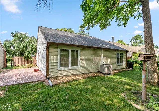 Photo 21 of Sale Pending at 9441 Colony Pointe E, Indianapolis, IN 46250 | MLS# 22113229 | Listing updated on 2026-08-24