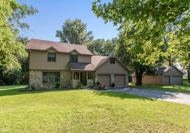 Photo 1 of Sale Pending at 6762 E County Rd 750 S, Mooresville, IN 46158 | MLS# 22113233 | Listing updated on 2026-09-21