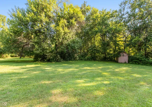 Photo 2 of Sale Pending at 6762 E County Rd 750 S, Mooresville, IN 46158 | MLS# 22113233 | Listing updated on 2026-09-21