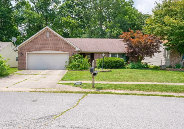 Homes for sale in Indianapolis, IN | 1506 Brook Pointe Dr, Indianapolis, IN 46234 | MLS# 22113257