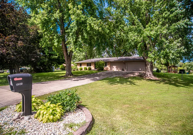 Photo 46 of Sale Pending at 7155 Sandalwood Dr, Indianapolis, IN 46217 | MLS# 22113284 | Listing updated on 2026-08-19