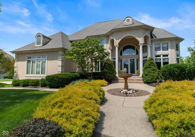 2nd image of 5484 Larissa Pl, Carmel, IN 46033 | MLS# 22113318