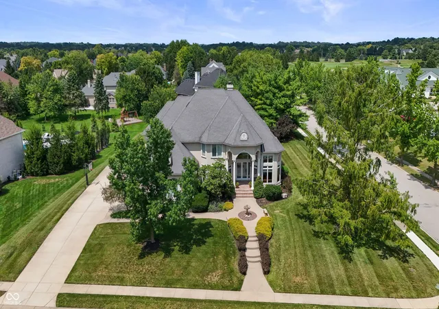 3rd image of 5484 Larissa Pl, Carmel, IN 46033 | MLS# 22113318