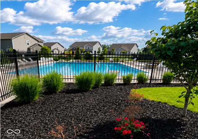 4th image of 1669 N Clearwater Dr, Greenfield, IN 46140 | MLS# 22113328